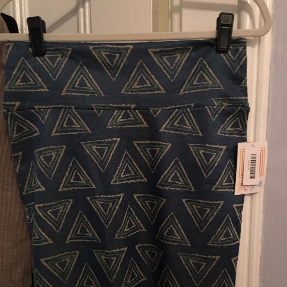 LuLaRoe Cassie Sz M.